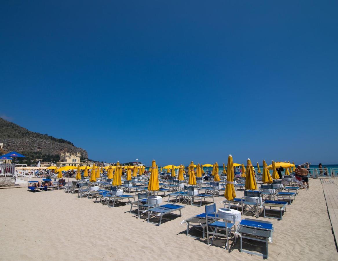 Trentuno Mondello Apartments Exteriör bild
